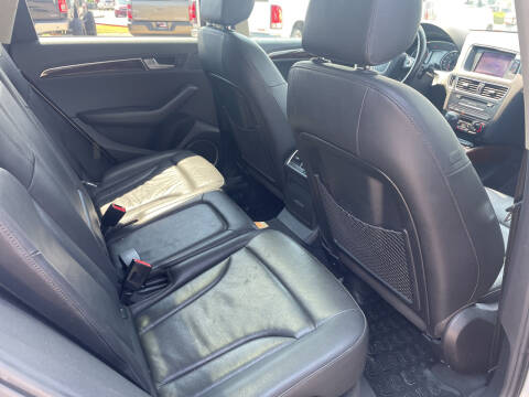 2012 Audi Q5 3.2 quattro Premium Plus