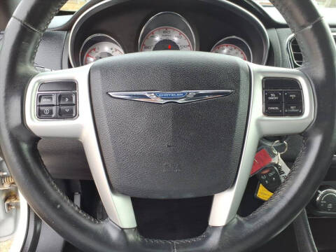 2014 Chrysler 200 Touring