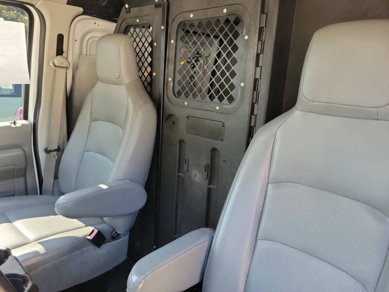 2013 Ford E-Series E-250