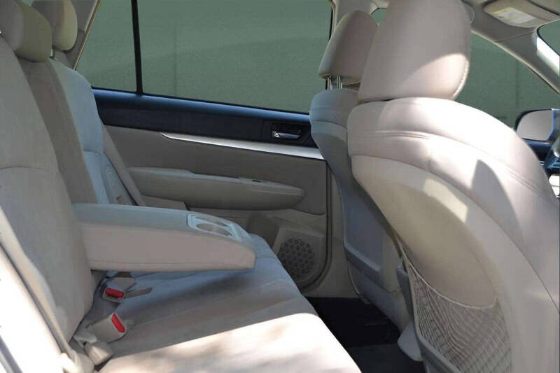 2013 Subaru Outback 2.5i