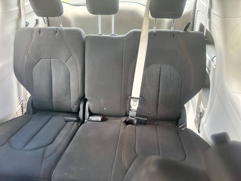 2017 Chrysler Pacifica LX