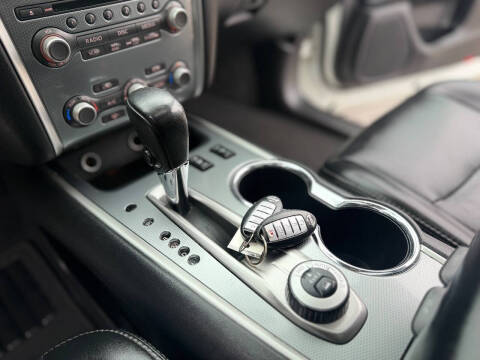 2017 Nissan Pathfinder SL