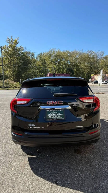 2022 GMC Terrain SLE