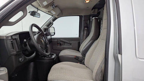 2024 Chevrolet Express 2500