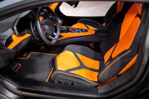 2024 Lamborghini Revuelto