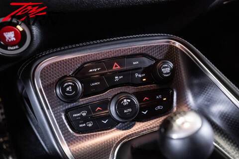 2015 Dodge Challenger SRT Hellcat