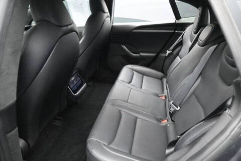 2022 Tesla Model S Plaid
