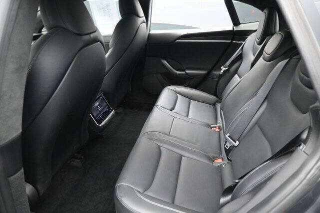 2022 Tesla Model S Plaid