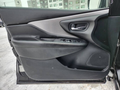 2023 Nissan Murano SV