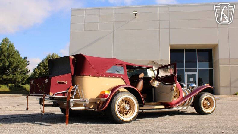 1974 Excalibur Phaeton