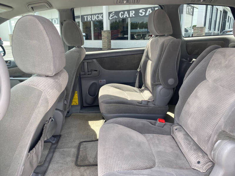 2010 Toyota Sienna