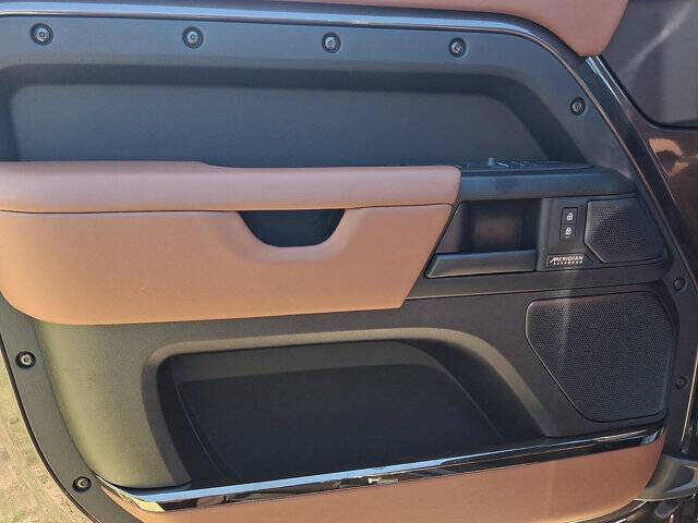 2026 Land Rover Defender