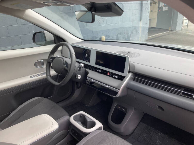 2024 Hyundai Ioniq 5 SEL
