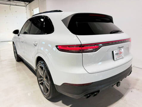 2022 Porsche Cayenne Platinum Edition