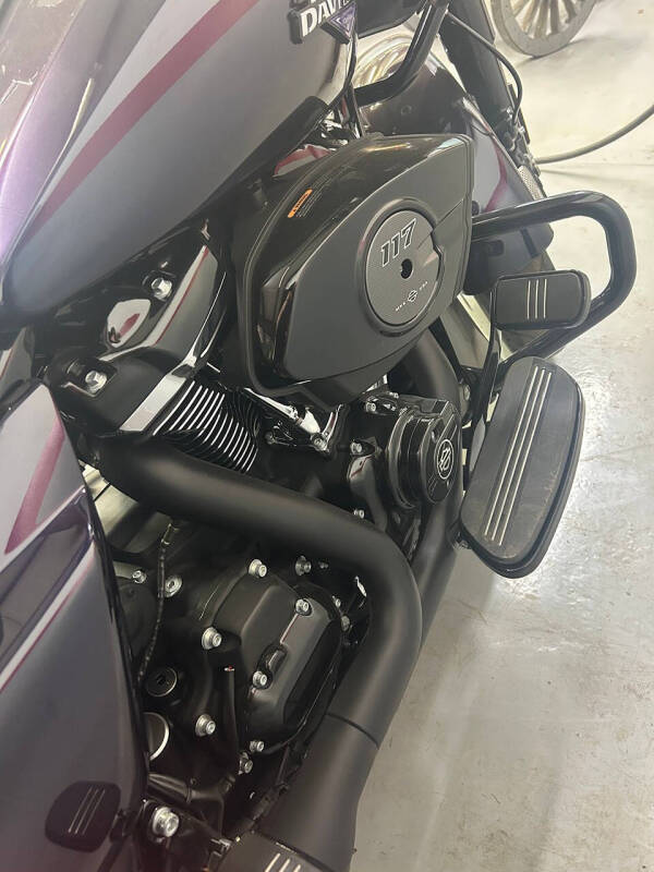 2025 Harley-Davidson Super Glide Custom