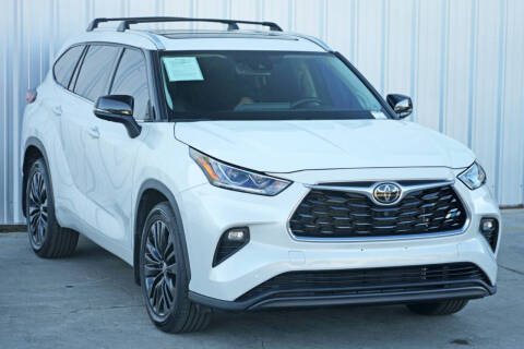 2022 Toyota Highlander Platinum