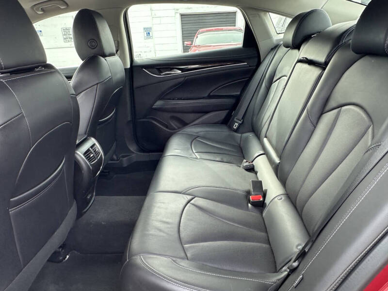 2018 Buick LaCrosse Essence