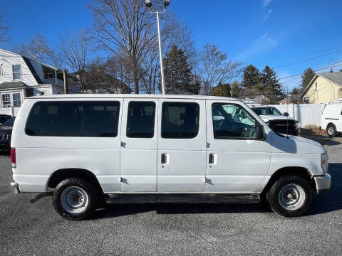 2010 Ford E-Series E-350 SD XLT