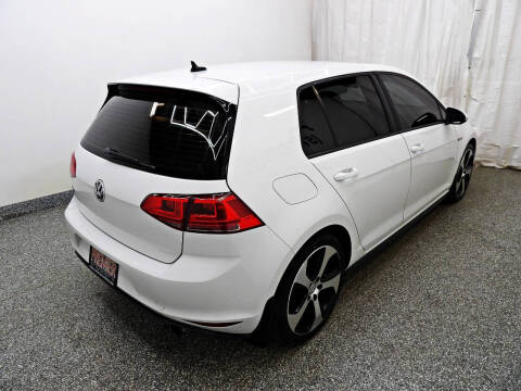 2016 Volkswagen Golf GTI S