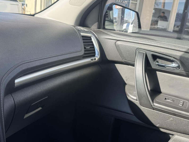 2016 GMC Acadia SLE-1