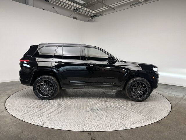 2024 Jeep Grand Cherokee Summit
