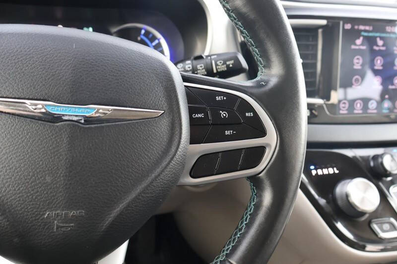 2018 Chrysler Pacifica Hybrid Touring L