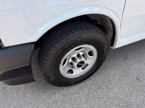 2017 GMC Savana LS 3500