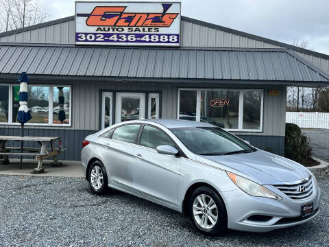 2011 Hyundai Sonata for sale at GENE'S AUTO SALES in Selbyville DE