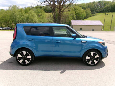 2016 Kia Soul +