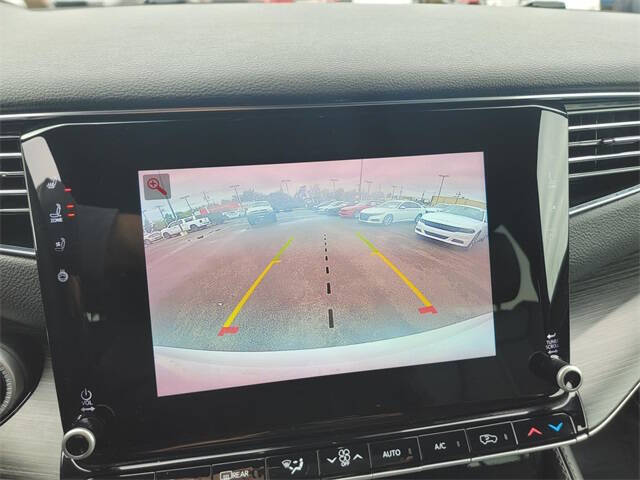 2023 Jeep Wagoneer Series III