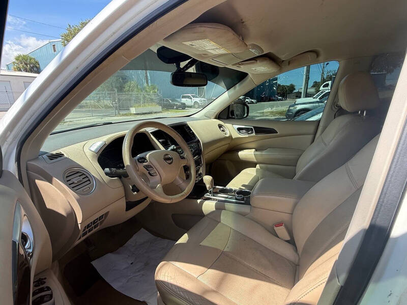 2013 Nissan Pathfinder SL