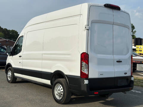 2022 Ford Transit 250