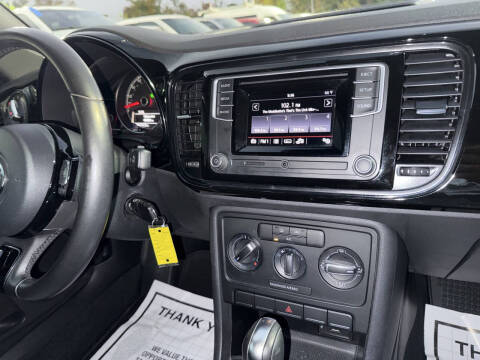 2018 Volkswagen Beetle 2.0T Coast