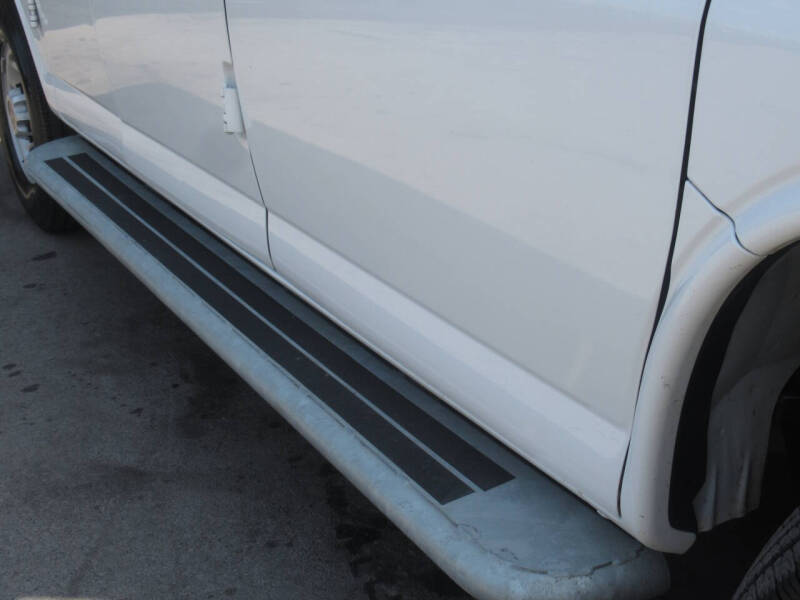 2025 GMC Savana 2500