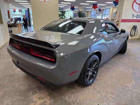 2023 Dodge Challenger SXT
