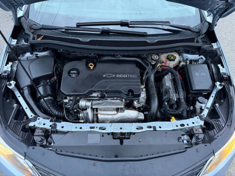 2017 Chevrolet Cruze LT Auto