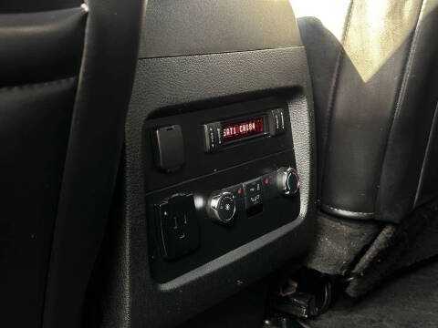 2016 Lincoln Navigator Select