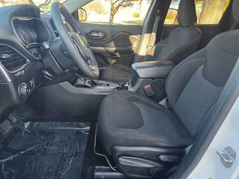2019 Jeep Cherokee Latitude