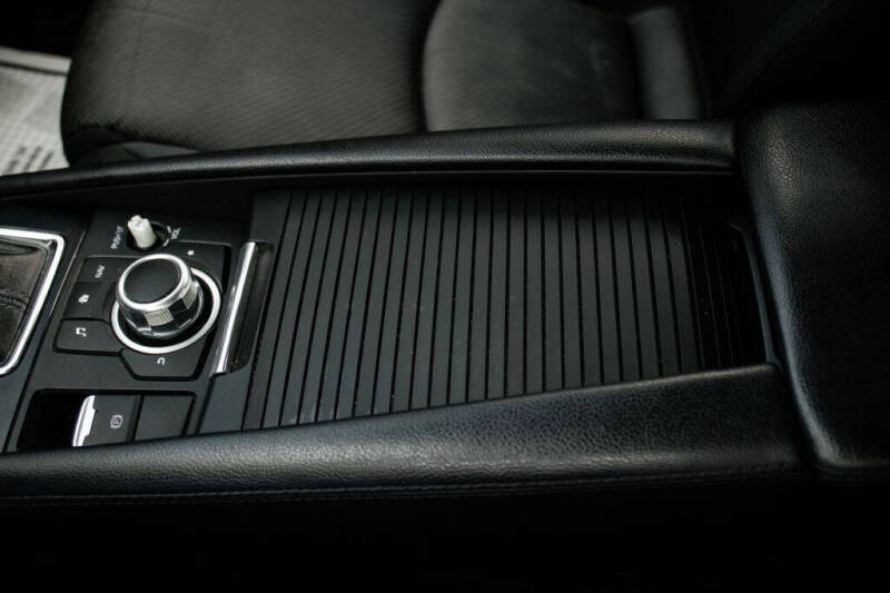 2017 Mazda MAZDA3 Sport