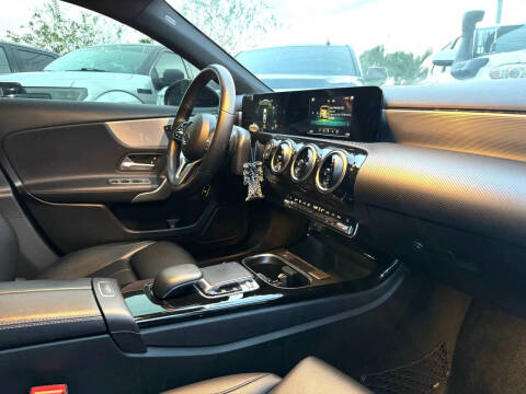 2019 Mercedes-Benz A-Class A 220