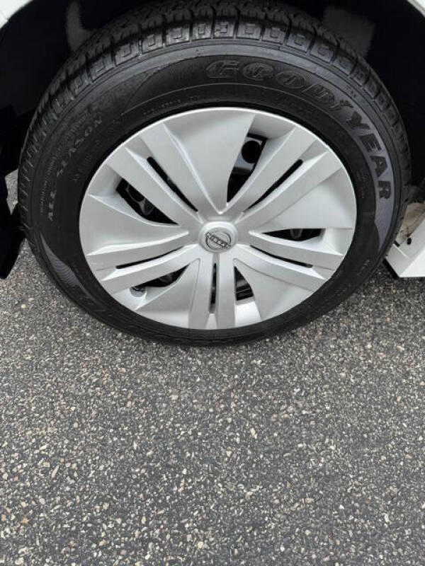 2023 Nissan LEAF S