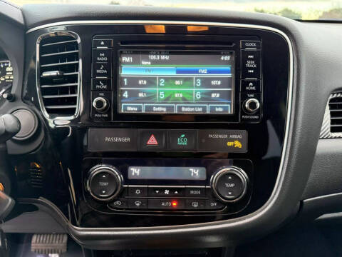 2017 Mitsubishi Outlander ES