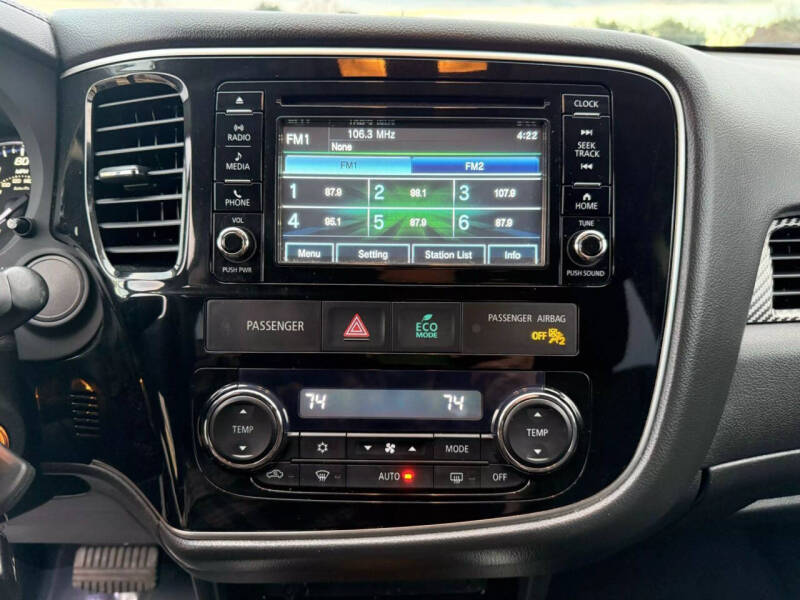 2017 Mitsubishi Outlander ES