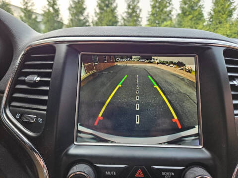 2018 Jeep Grand Cherokee Laredo E