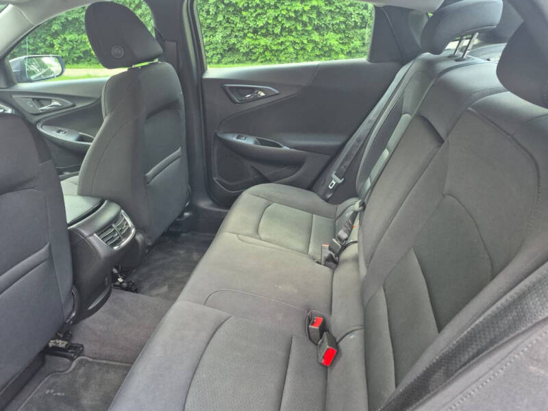 2017 Chevrolet Malibu LT