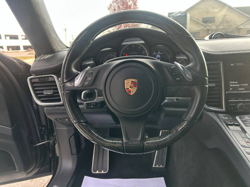 2015 Porsche Panamera Turbo