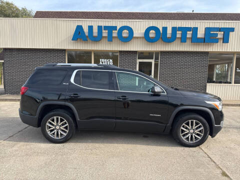 2017 GMC Acadia SLE-2