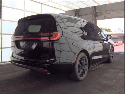 2025 Chrysler Pacifica Limited