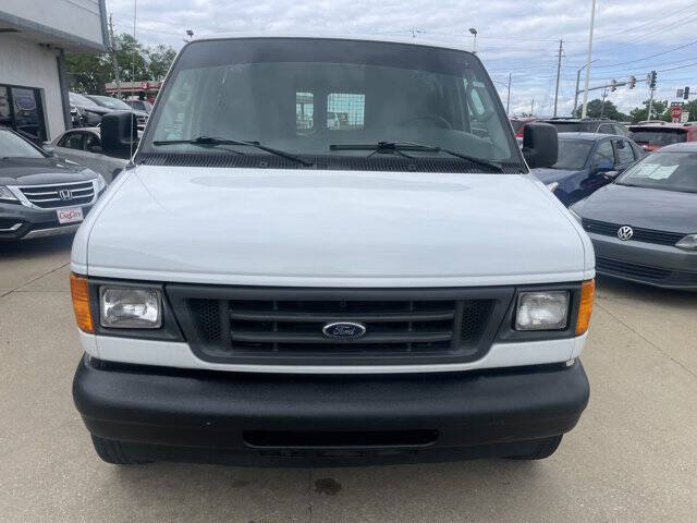 2005 Ford E-Series E-350 SD