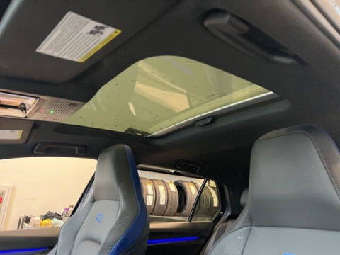 2024 Volkswagen Golf R 4Motion